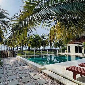 Anugerah Surf & Dive